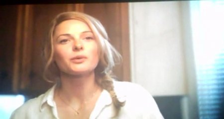 Девушка в поезде (2016)