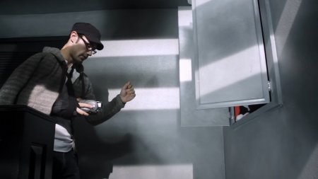 Он наблюдает (2016)