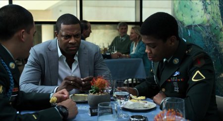 Долгий путь Билли Линна в перерыве футбольного матча (2016)